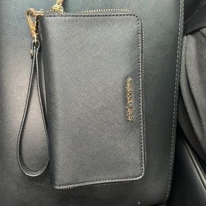 Michael Kors Wallet with cellphone holder